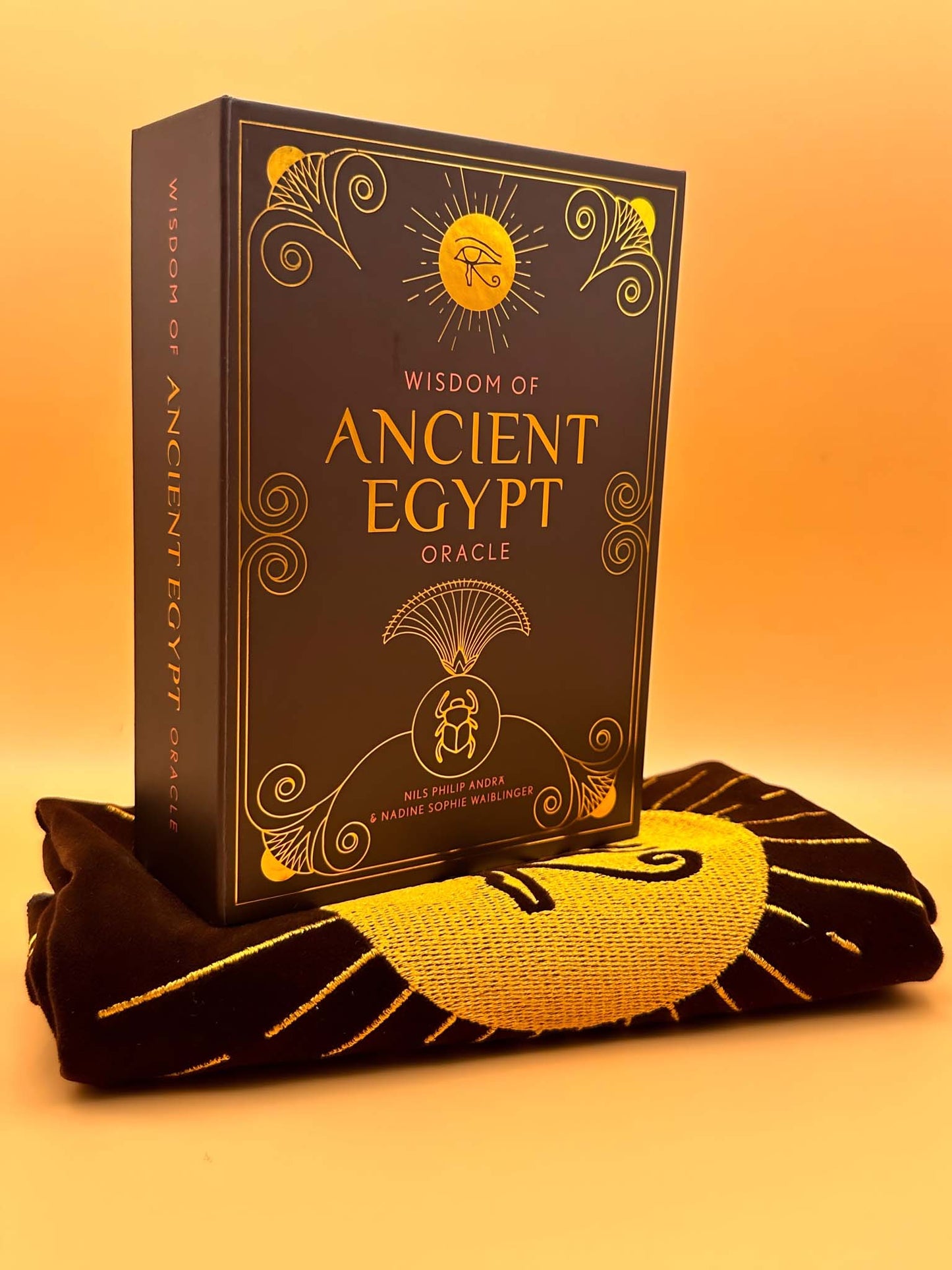 Bundle Pyramid: Deck & Altar Cloth - WISDOM OF ANCIENT EGYPT ORACLE